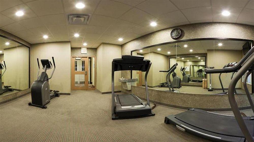 Holiday Inn Express Hotel & Suites Hamburg By Ihg מראה חיצוני תמונה