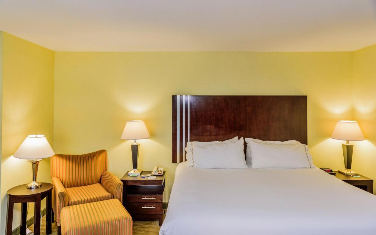 Holiday Inn Express Hotel & Suites Hamburg By Ihg מראה חיצוני תמונה